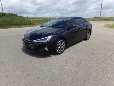 2020 Hyundai Elantra, $10500. Photo 1