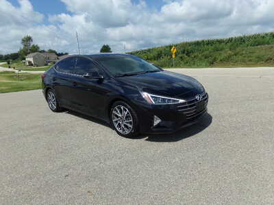 2020 Hyundai Elantra, $10500. Photo 3