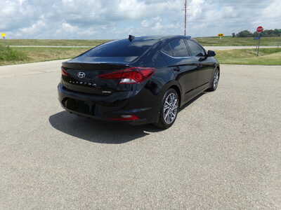 2020 Hyundai Elantra, $10500. Photo 4