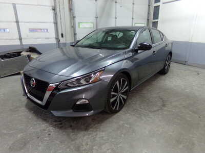 2021 Nissan Altima, $12250. Photo 1