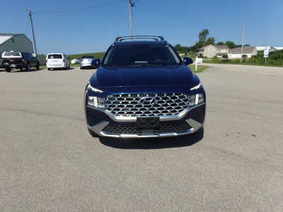 2022 Hyundai Santa Fe, $15950. Photo 4