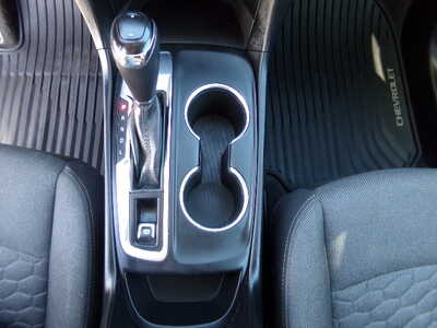 2019 Chevrolet Equinox, $11500. Photo 10