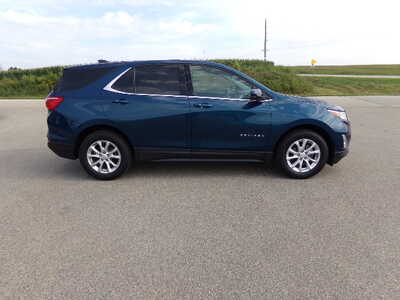 2019 Chevrolet Equinox, $12500. Photo 2