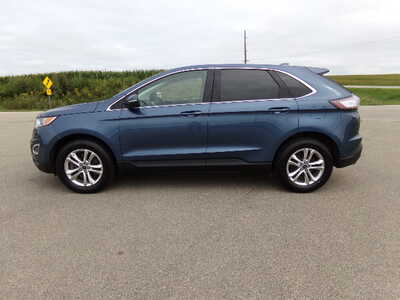 2018 Ford Edge, $9950. Photo 7