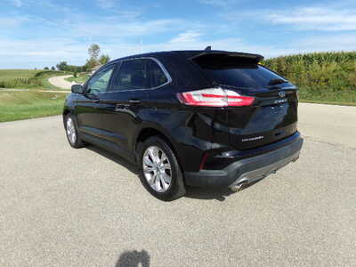 2022 Ford Edge, $14500. Photo 6