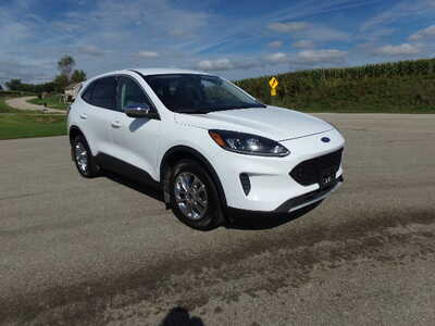 2020 Ford Escape, $11950. Photo 3