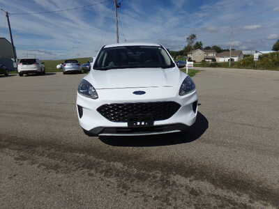 2020 Ford Escape, $11950. Photo 4