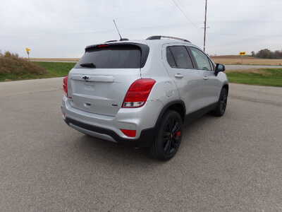 2021 Chevrolet Trax, $13500. Photo 4