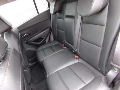 2021 Chevrolet Trax, $13500. Photo 11