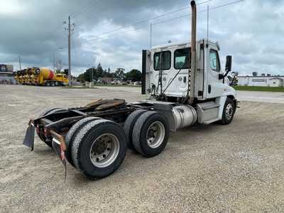 2018 Freightliner Cascadia 125, $26995. Photo 11