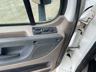 2018 Freightliner Cascadia 125, $26995. Photo 3