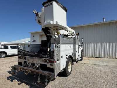 2014 Freightliner M2, $42995. Photo 3