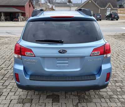 2012 Subaru Outback, $10100. Photo 6