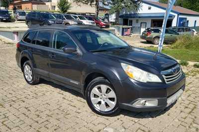 2011 Subaru Outback, $7200. Photo 1