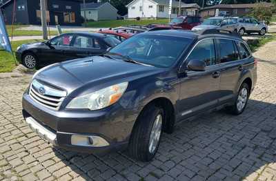 2011 Subaru Outback, $7200. Photo 3