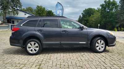 2011 Subaru Outback, $7200. Photo 8