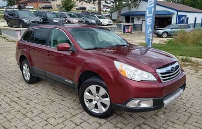 2011 Subaru Outback, $9500. Photo 1