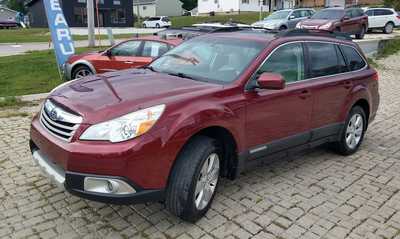 2011 Subaru Outback, $9500. Photo 3