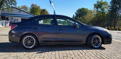 2013 Subaru Impreza, $9900. Photo 8