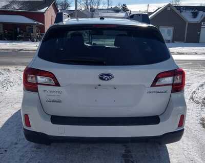 2015 Subaru Outback, $7900. Photo 6