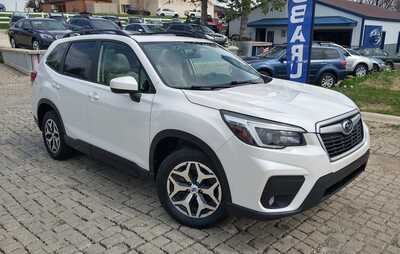 2021 Subaru Forester, $18300. Photo 1