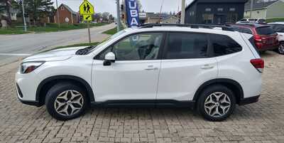 2021 Subaru Forester, $18300. Photo 4