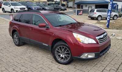 2012 Subaru Outback, $7900. Photo 1