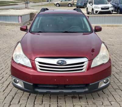 2012 Subaru Outback, $7900. Photo 2