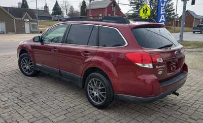 2012 Subaru Outback, $7900. Photo 5