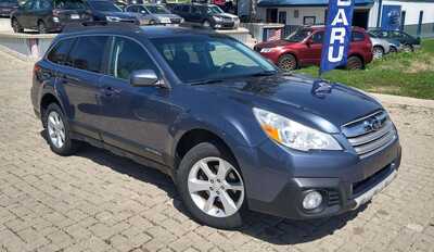 2013 Subaru Outback, $8300. Photo 1