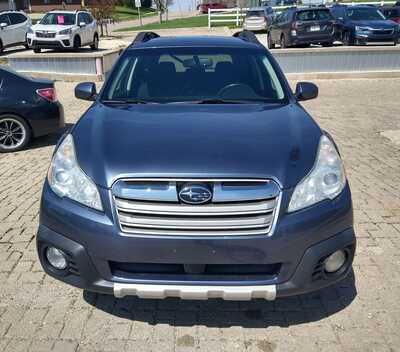 2013 Subaru Outback, $8300. Photo 2