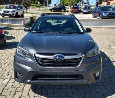 2022 Subaru Outback, $14900. Photo 2