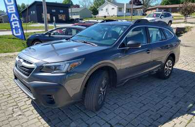 2022 Subaru Outback, $14900. Photo 3