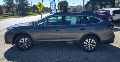 2022 Subaru Outback, $14900. Photo 4