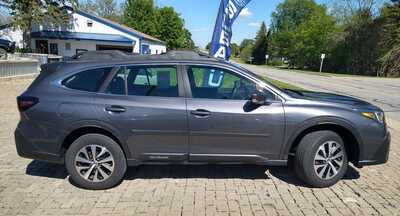 2022 Subaru Outback, $14900. Photo 8