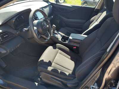 2022 Subaru Outback, $14900. Photo 9