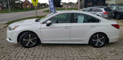 2015 Subaru Legacy, $11900. Photo 4
