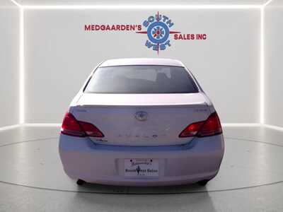 2006 Toyota Avalon, $0.00. Photo 5