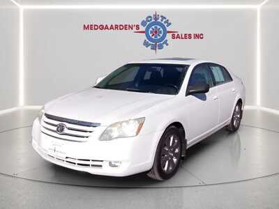 2006 Toyota Avalon, $0.00. Photo 1