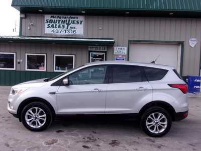 2019 Ford Escape, $20995. Photo 4