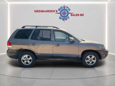 2005 Hyundai Santa Fe, $4495.00. Photo 10