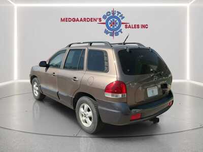 2005 Hyundai Santa Fe, $4495.00. Photo 6