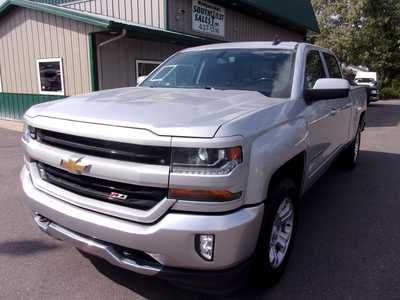 2018 Chevrolet 1500 Crew Cab, $25995. Photo 3