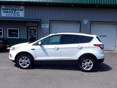 2018 Ford Escape, $17495. Photo 4