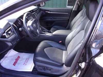 2020 Toyota Camry, $21995. Photo 10