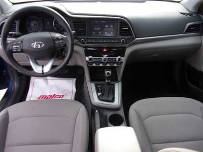 2020 Hyundai Elantra, $16995. Photo 12