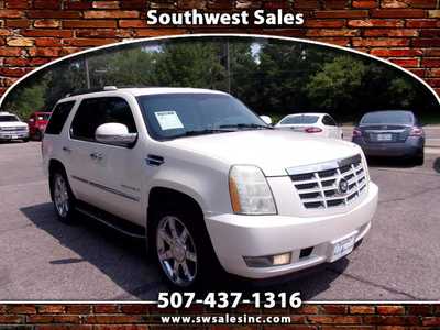 2007 Cadillac Escalade, $8995. Photo 1