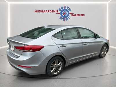 2017 Hyundai Elantra, $8495. Photo 9