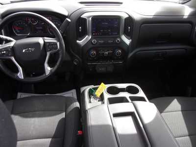 2020 Chevrolet 1500 Crew Cab, $26995. Photo 11
