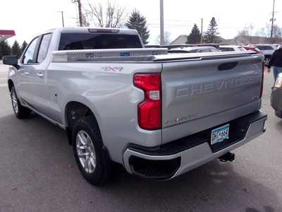 2020 Chevrolet 1500 Crew Cab, $26995. Photo 5